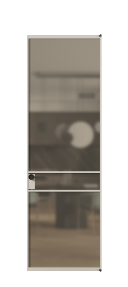 Алюминиевая дверь АЛПЛ040.02 Алюминий светло-бежевый Сатинированное бронзовое стекло, триплекс. Без короба АСБЖ Цена 180500 Стоимость комплекта двери включает:
1. Полотно (600/650/700/750/800/850/900/950*2000-2400 мм).
2. Короб
3. Комплект фурнитуры (2 торцевые петли и магнитный замок с ответной планкой). Фабрика дверей Волховец 8 (800) 551 43 19 Алюминиевая дверь АЛПЛ040.02 Алюминий светло-бежевый Сатинированное бронзовое стекло, триплекс Цена 180500 | Volhovec