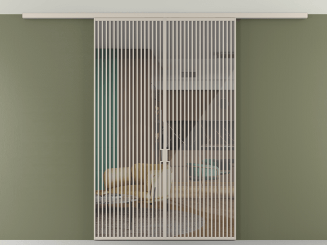 Перегородка Формато вдоль стены на потолок 2 створки АЛПР 040.06 Алюминий светло-бежевый Рефлективное прозрачное стекло "Стопсол", калёное Цена 418170 ₽ | Volhovec