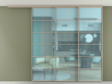 Перегородка Формато вдоль стены на потолок 3 створки с синхронным механизмом